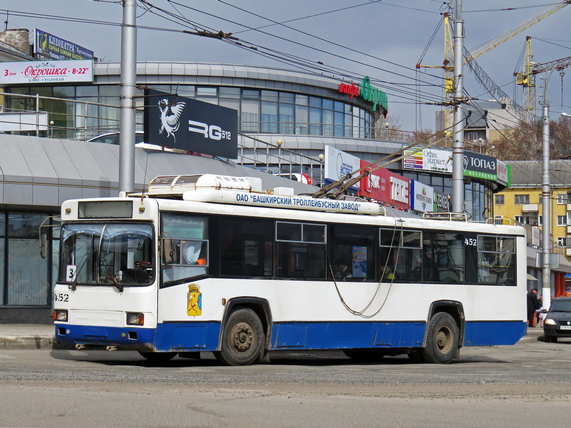 Киров, БТЗ-52764Р № 452