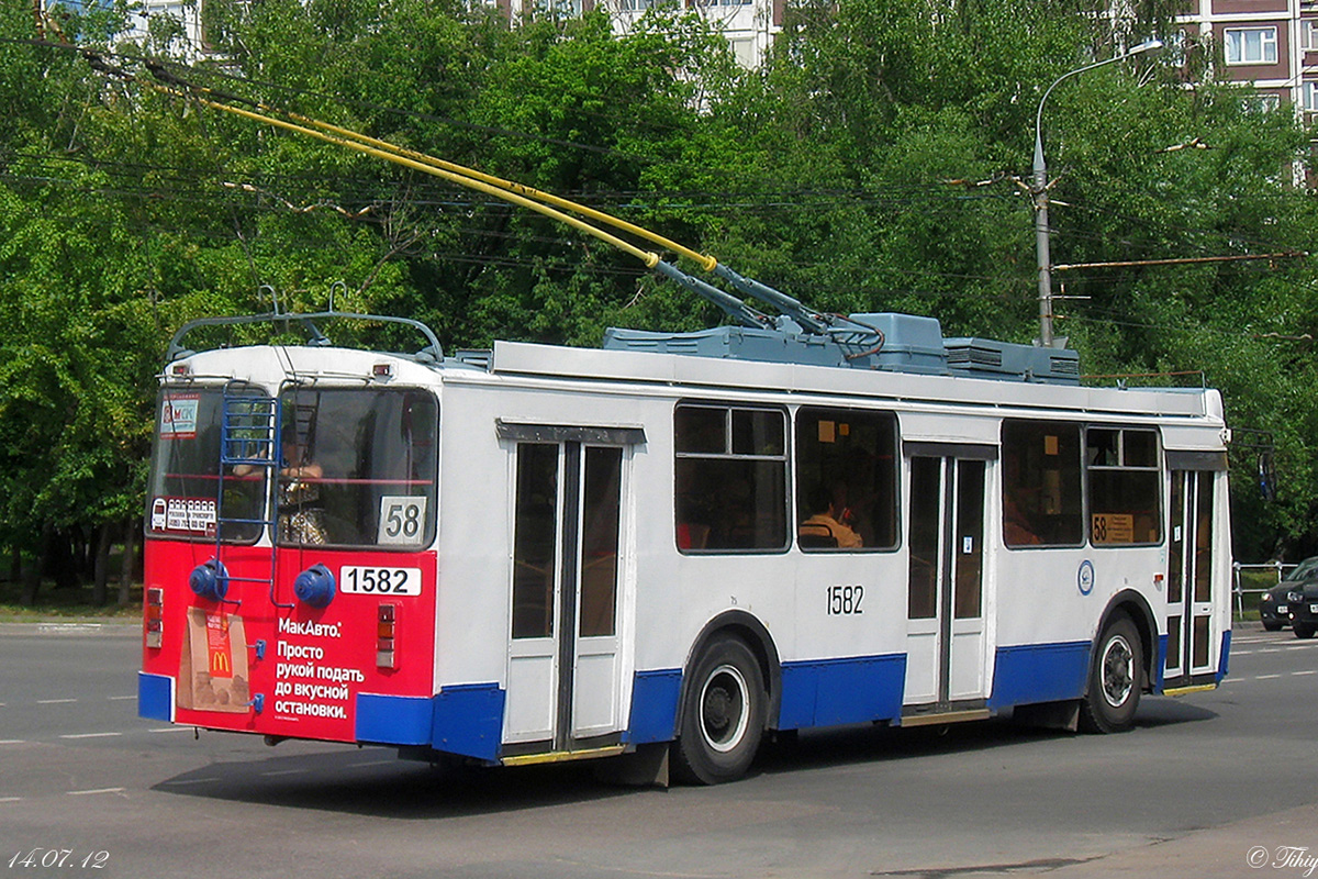 Москва, ЗиУ-682Г-016.02 (с широкой 1-й дверью) № 1582