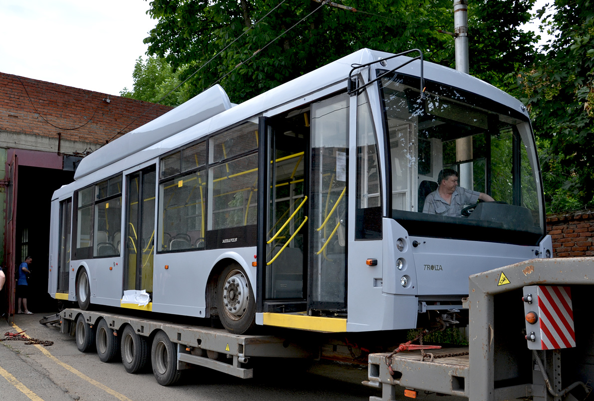 Краснодар, Тролза-5250 «Мегаполис» № 002; Краснодар — Новые троллейбусы