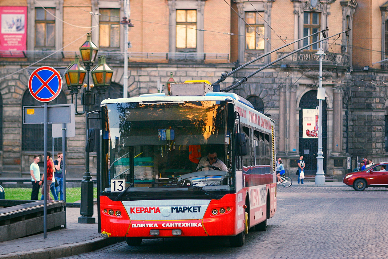 Львов, ЛАЗ E183D1 № 113