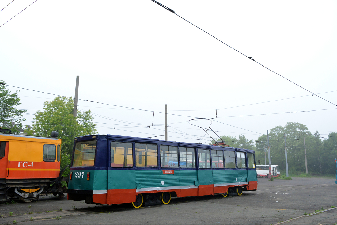 Vlagyivosztok, 71-605 (KTM-5M3) — 297