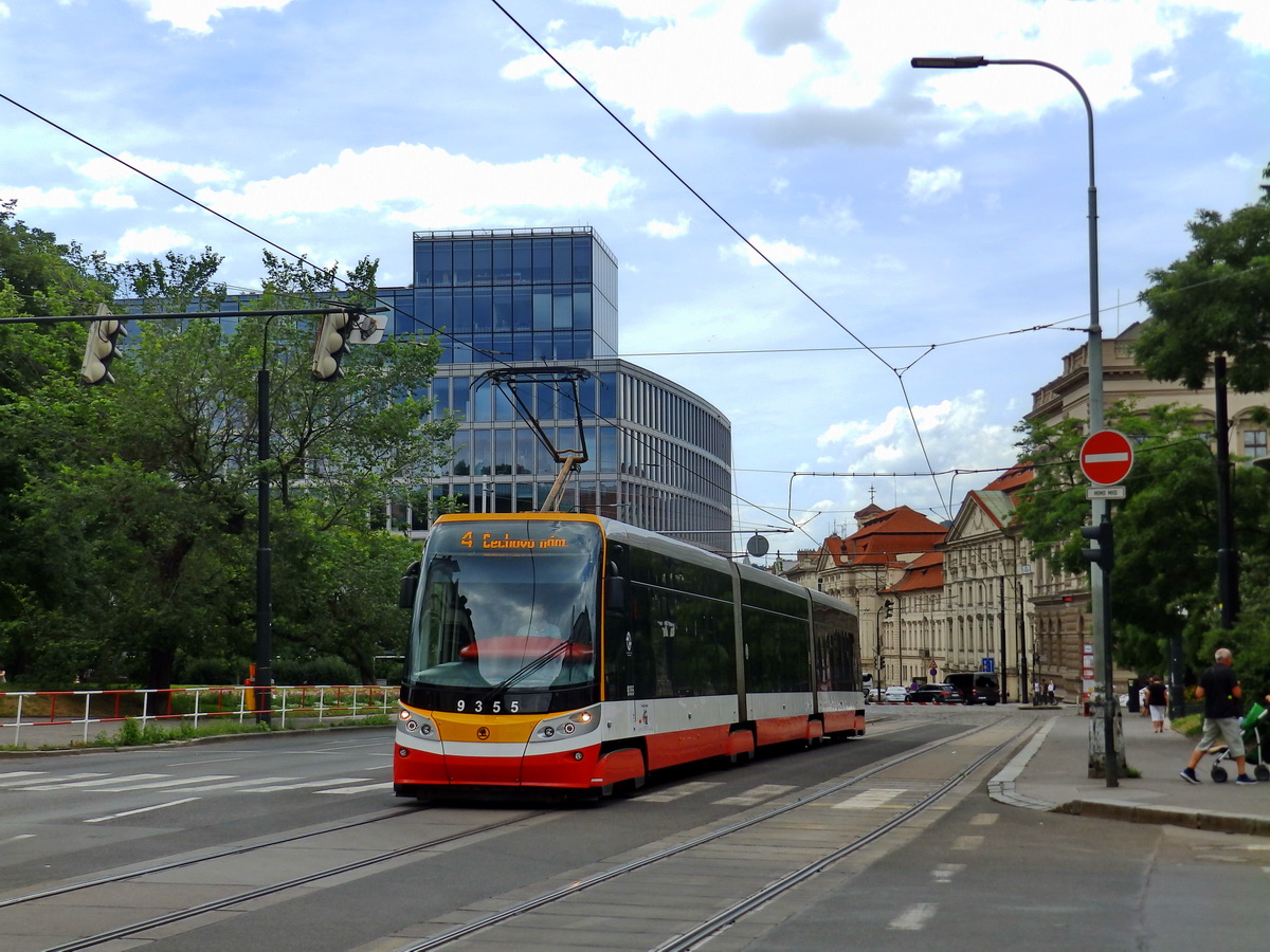 Прага, Škoda 15T4 ForCity Alfa Praha № 9355