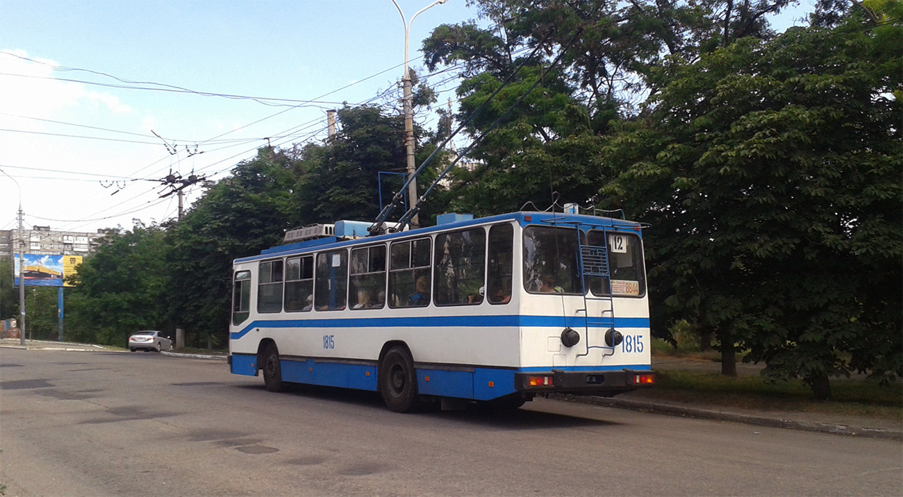 Мариуполь, ЮМЗ Т2 № 1815