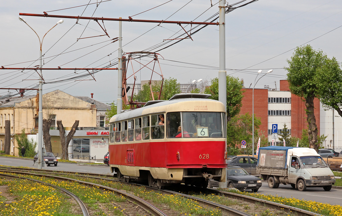 Yekaterinburg, Tatra T3SU (2-door) č. 628