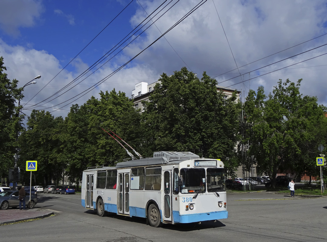 Екатеринбург, БТЗ-5276-01 № 380