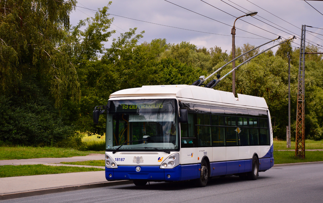 Riga, Škoda 24Tr Irisbus Citelis N°. 18187