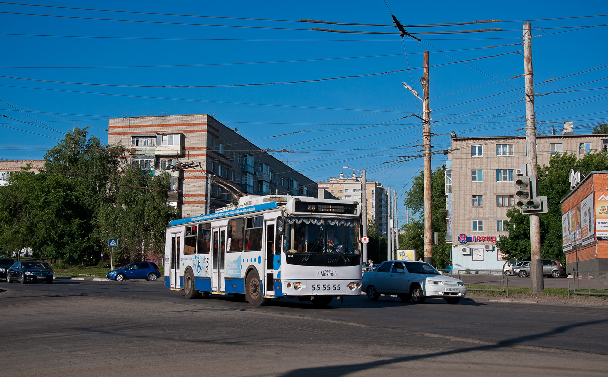 Tambov, ZiU-682G-016.04 — 1044