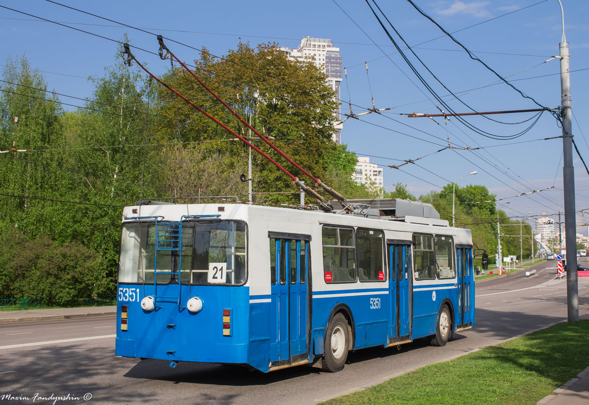 Москва, ЗиУ-682ГМ1 (с широкой передней дверью) № 5351