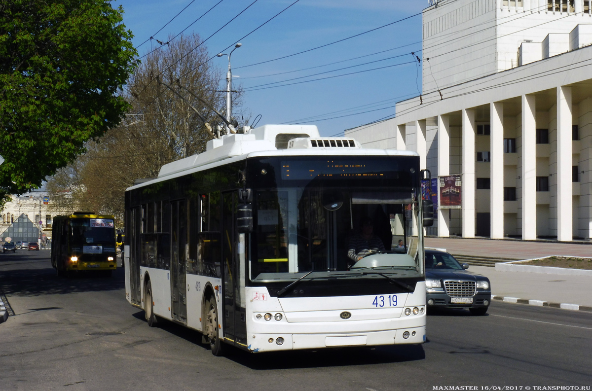 Trolleybus de Crimée, Bogdan T70110 N°. 4319