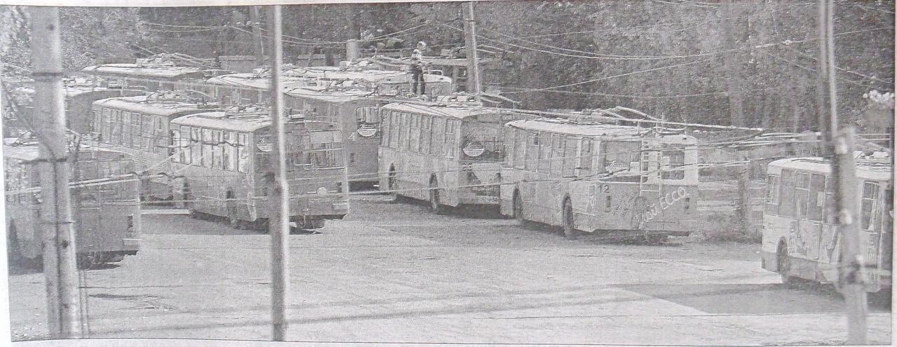 Тюмень, ЗиУ-682Г [Г00] № 1; Тюмень, ЗиУ-682Г [Г00] № 12; Тюмень, ЗиУ-682Г [Г00] № 23; Тюмень, ЗиУ-682Г [Г00] № 4; Тюмень — Разные фотографии