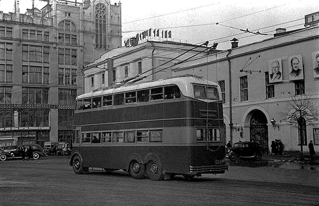Москва, ЯТБ-3 № 1005; Москва — Исторические фотографии — Двухэтажные троллейбусы (1937-1953)
