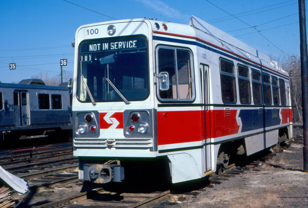Филадельфия, Kawasaki Suburban LRV № 100