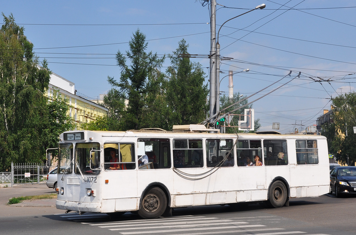 Красноярск, ЗиУ-682Г-016 (018) № 1072