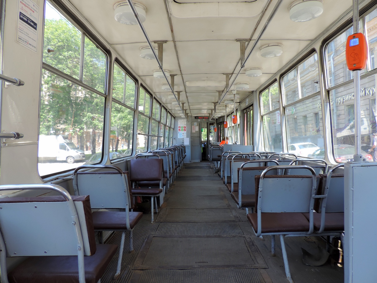 Sankt Petersburg, LM-68M Nr 5447