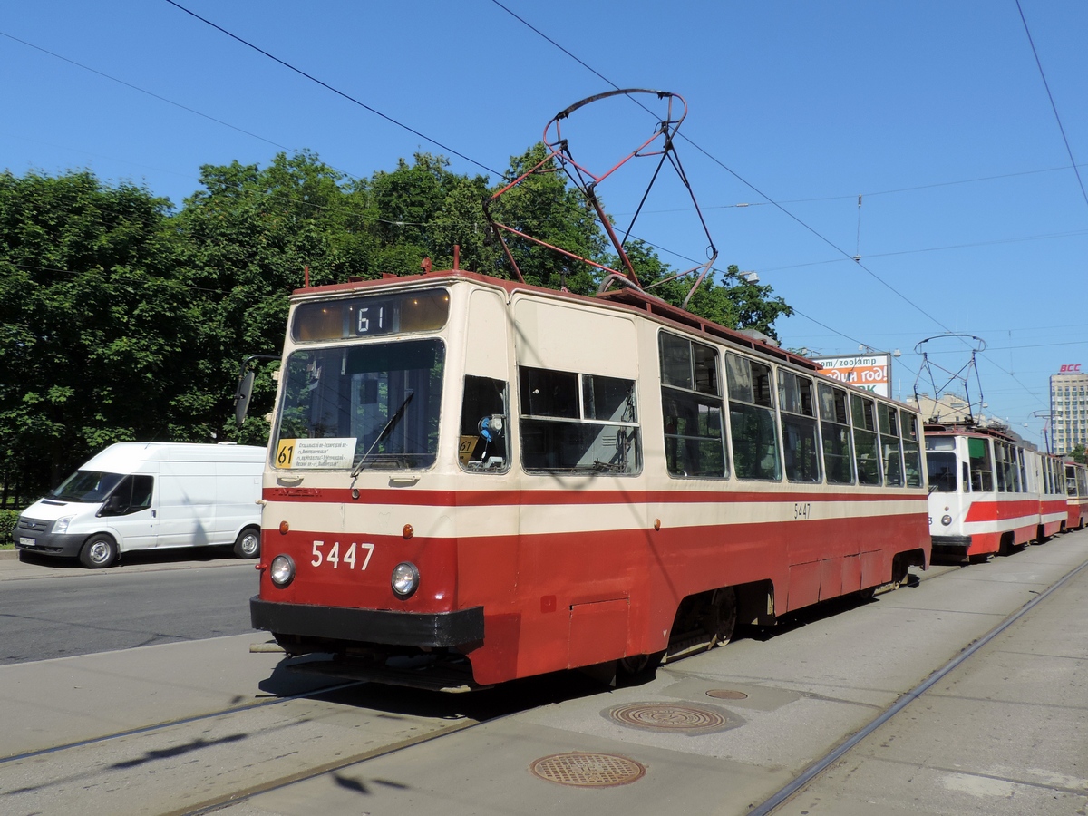 Санкт-Петербург, ЛМ-68М № 5447