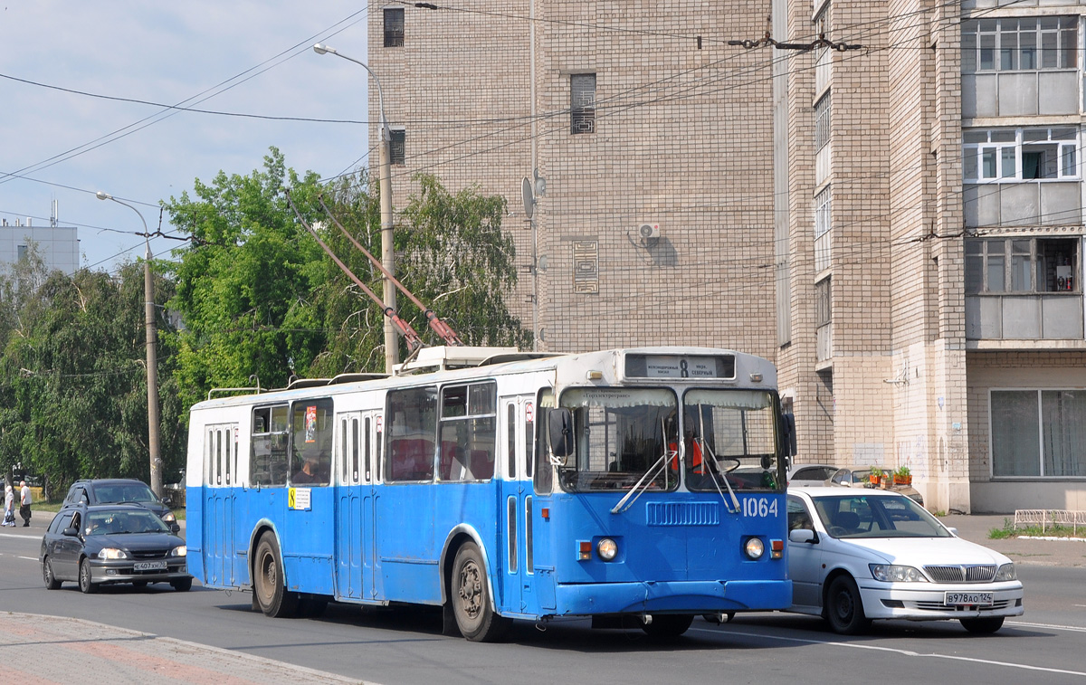 Красноярск, ЗиУ-682Г-016 (018) № 1064