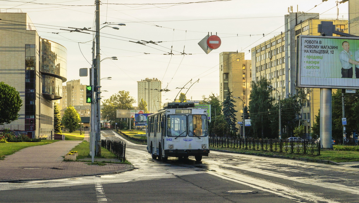 Kijów, YMZ T2 Nr 542