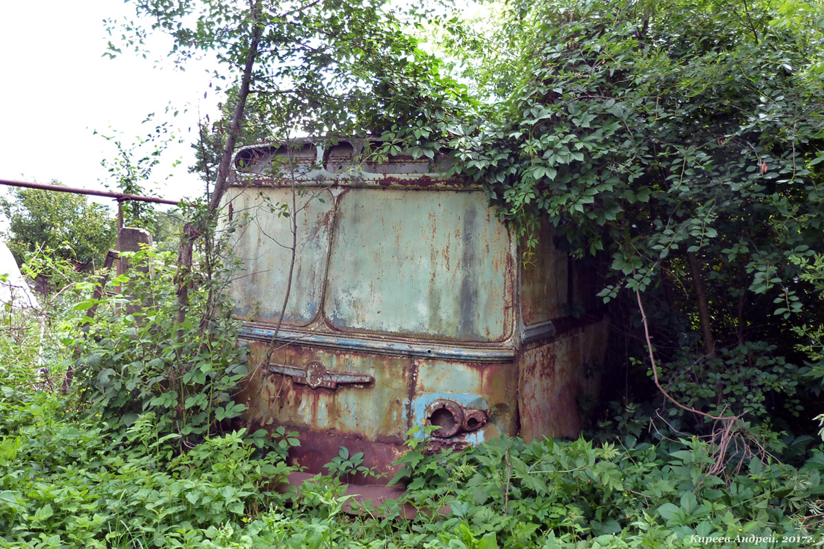 Orzeł, ZiU-5D Nr 44; Orzeł — trolley Sheds