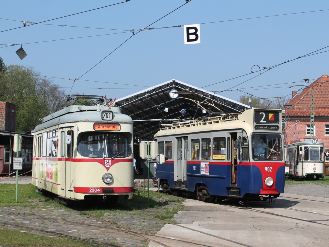 Веминген, Duewag GT6 № 2304; Веминген, Трёхосный моторный Werkspoor № 902