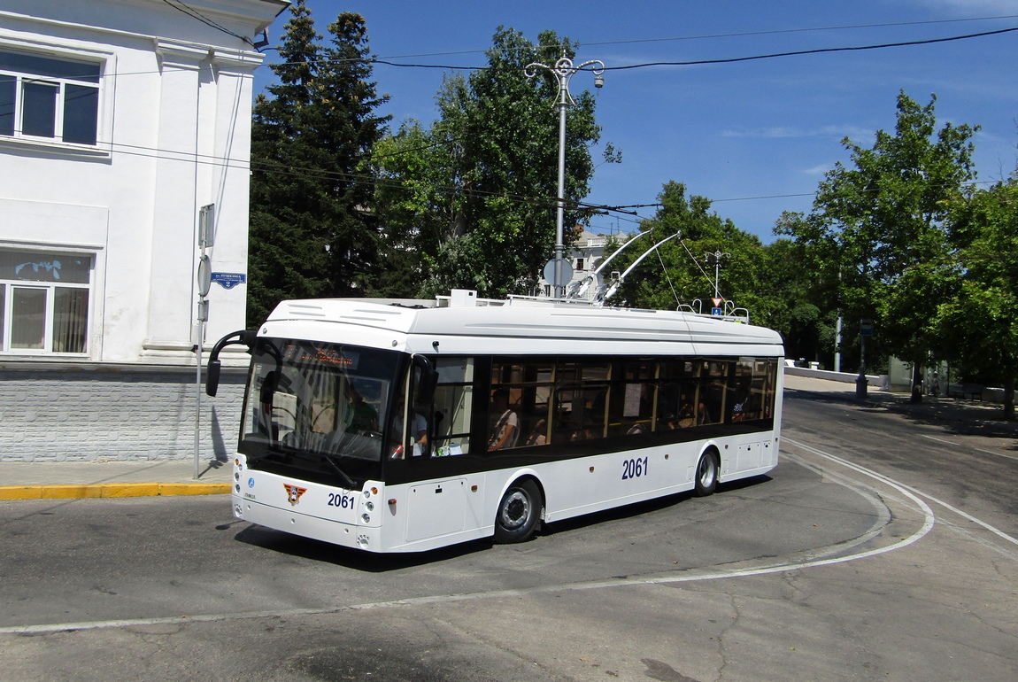 Севастополь, Тролза-5265.02 «Мегаполис» № 2061
