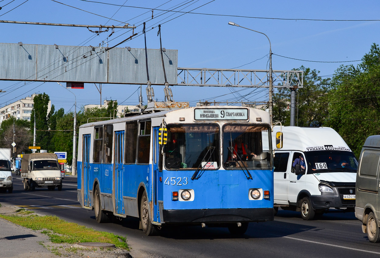 Volgográd, ZiU-682G-016 (012) — 4523