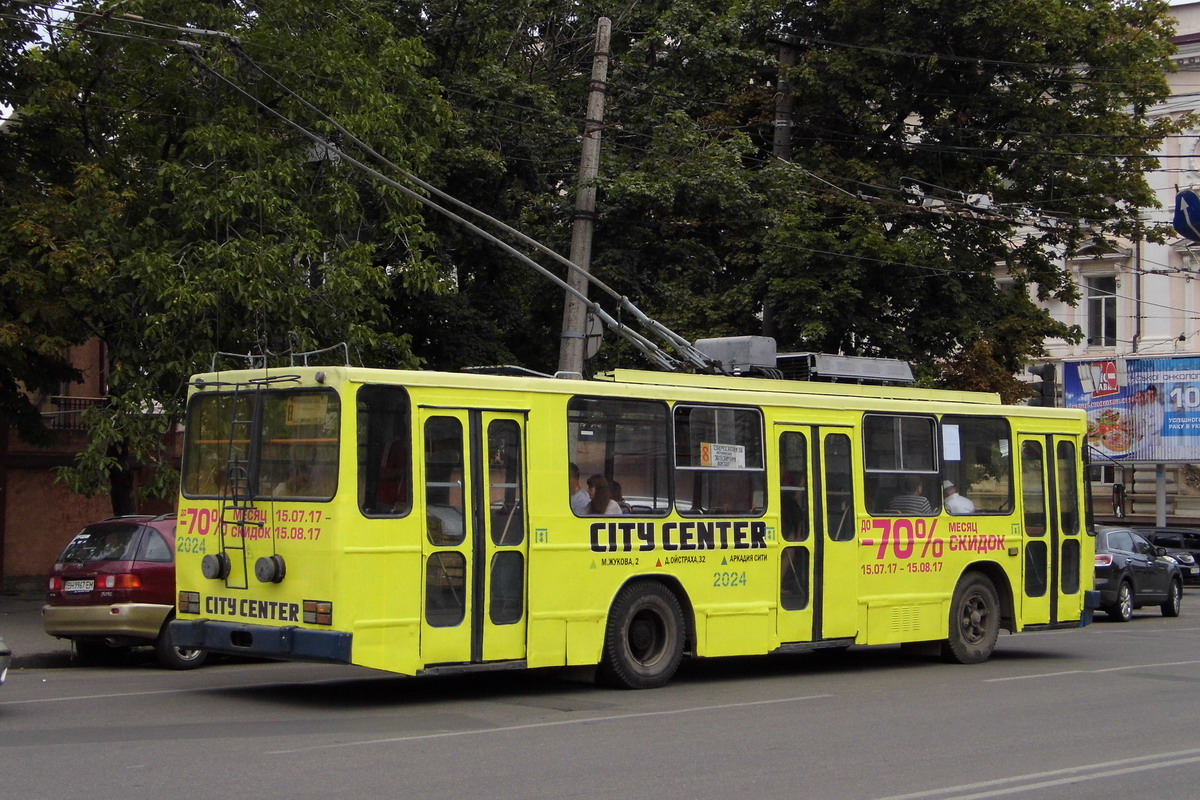 Одесса, ЮМЗ Т1Р (Т2П) № 2024