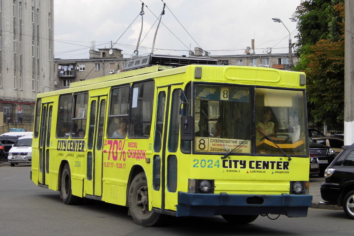 Одесса, ЮМЗ Т1Р (Т2П) № 2024