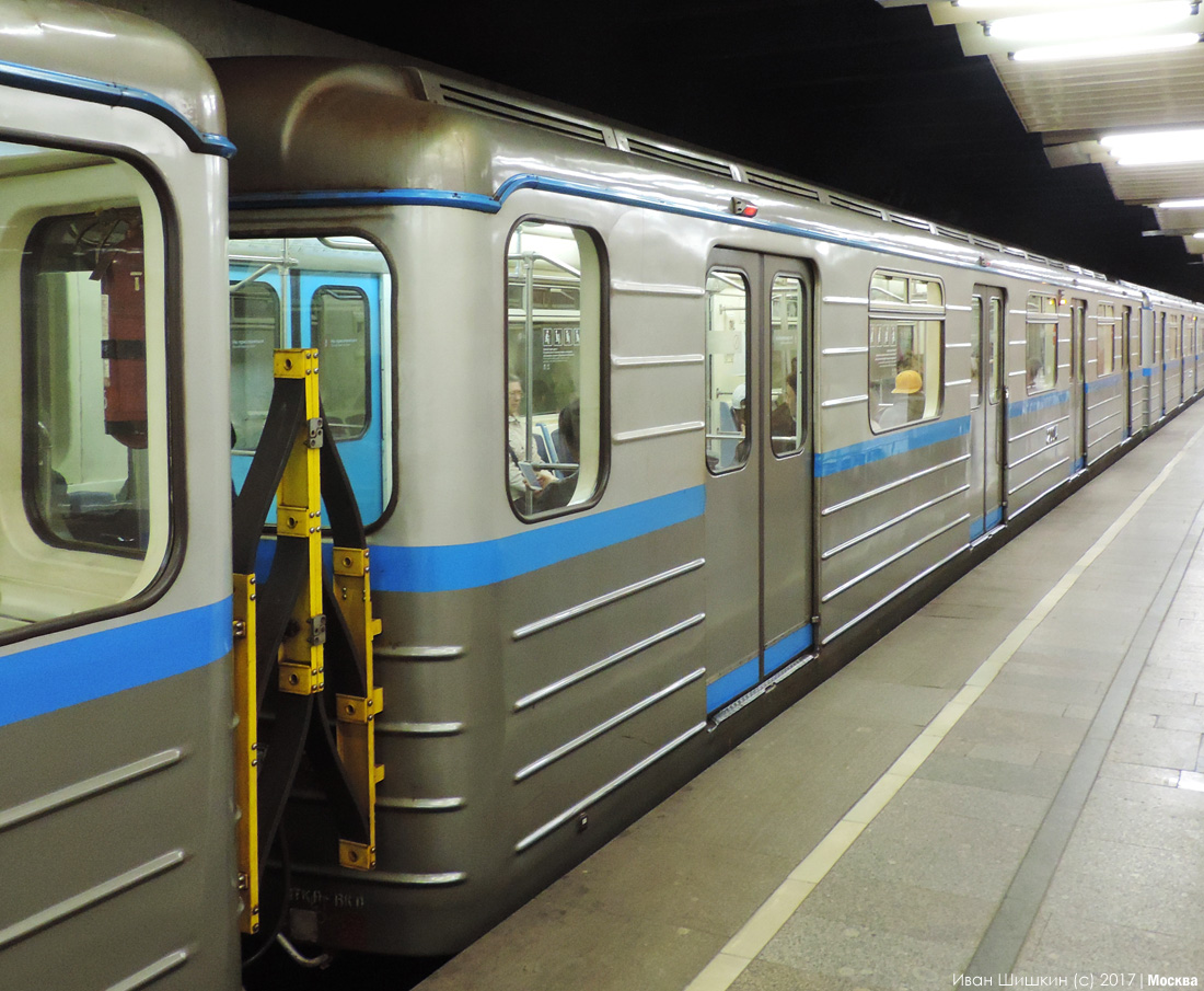 Москва, 81-714.6 № 20014