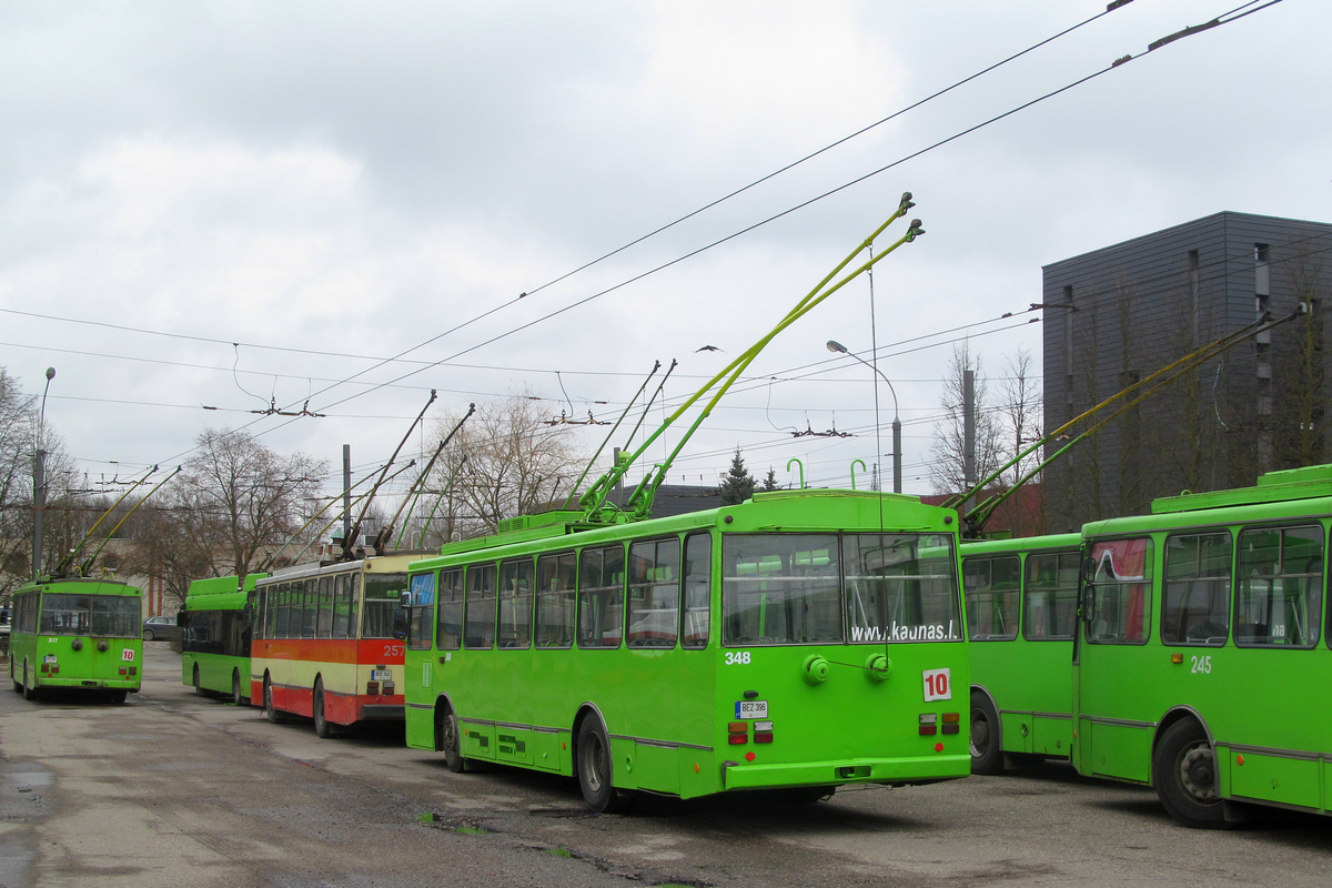 Каунас, Škoda 14Tr13/6 № 348