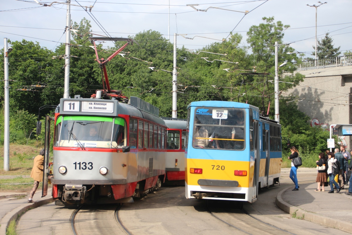 София, Tatra T4DC № 1133; София, Т6М-700 F № 720