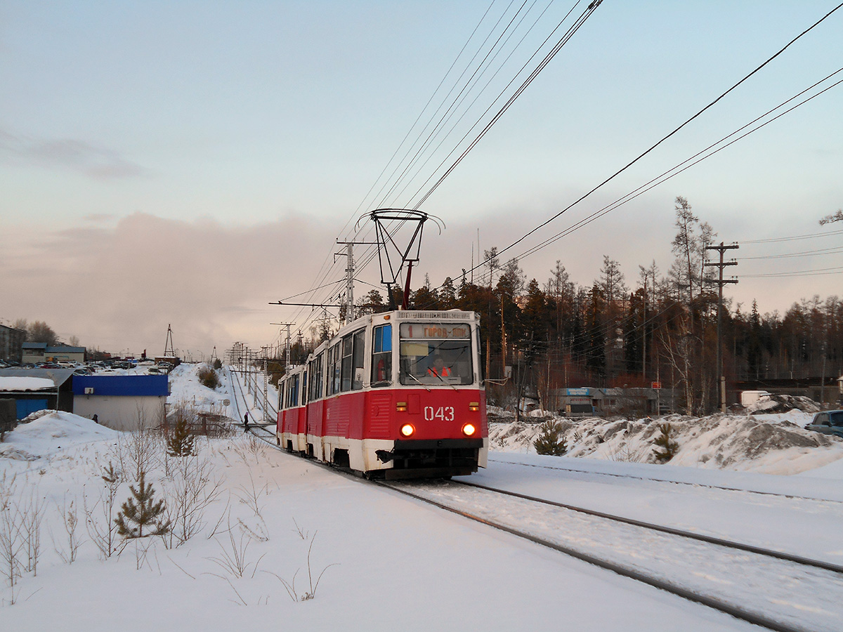 Ust-Ilimsk, 71-605 (KTM-5M3) Nr 043