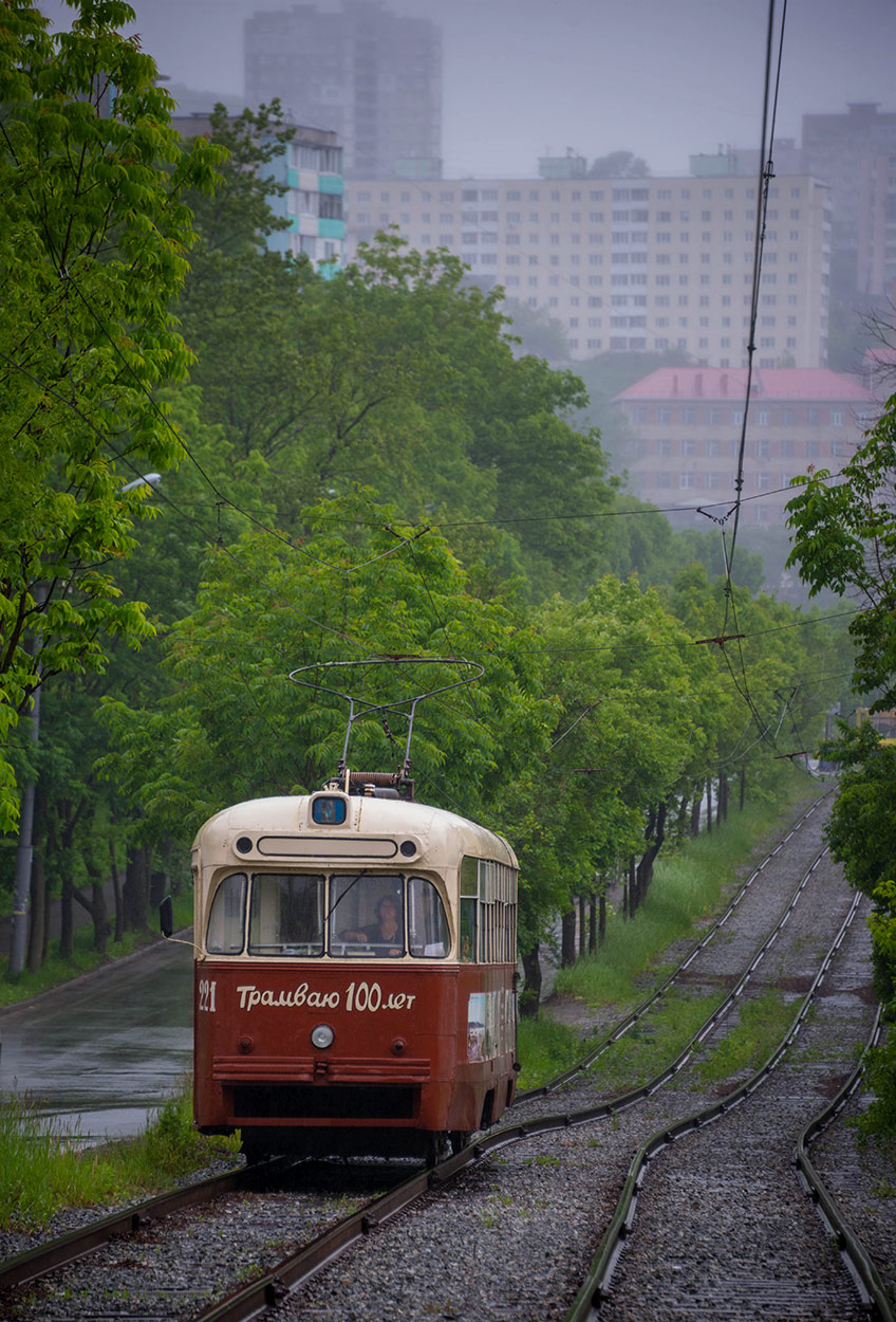 Владивосток, РВЗ-6М2 № 221; Владивосток — Тематические трамваи