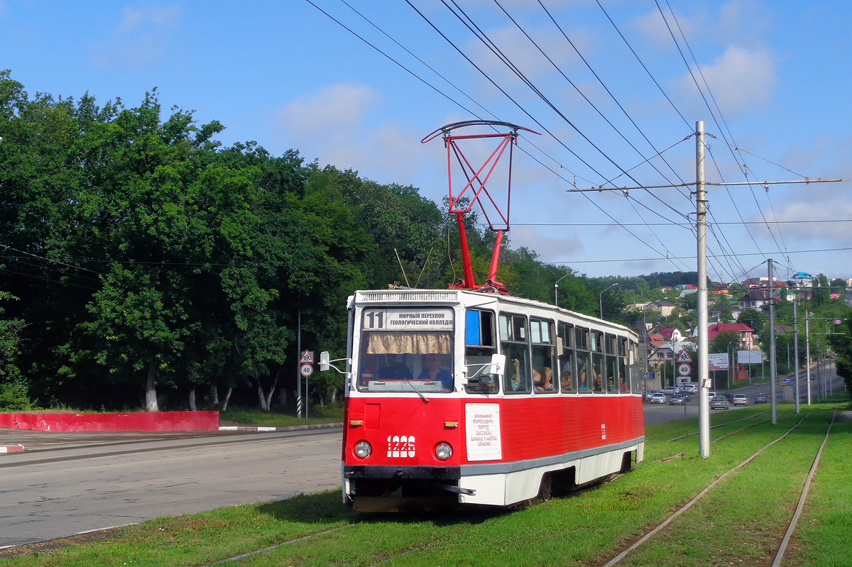 Saratov, 71-605 (KTM-5M3) N°. 1226