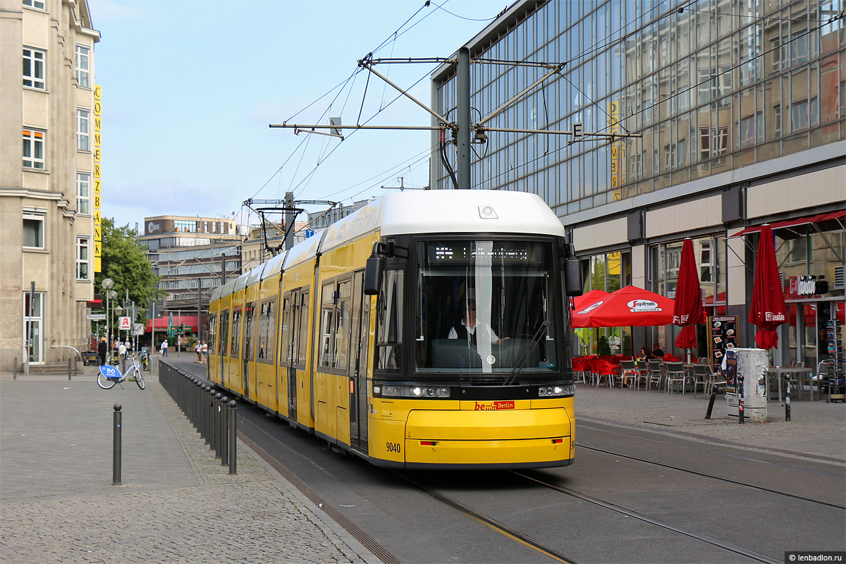 Berlin, Bombardier Flexity Berlin (GT8-08ZR/F8Z) Nr. 9040