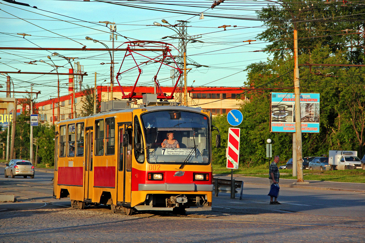 Екатеринбург, 71-403 № 002