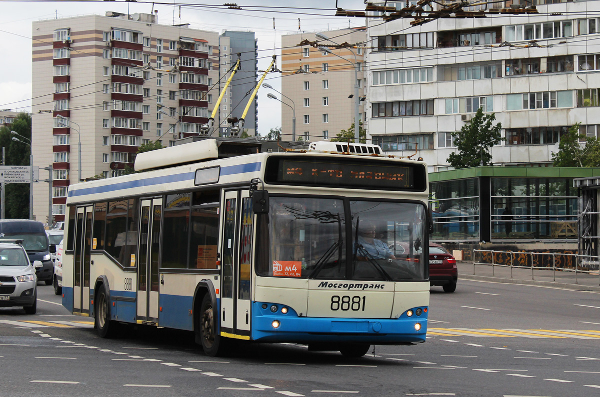 Москва, СВАРЗ-МАЗ-6235.00 № 8881