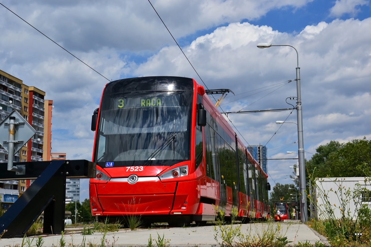 Братислава, Škoda 30T ForCity Plus № 7523