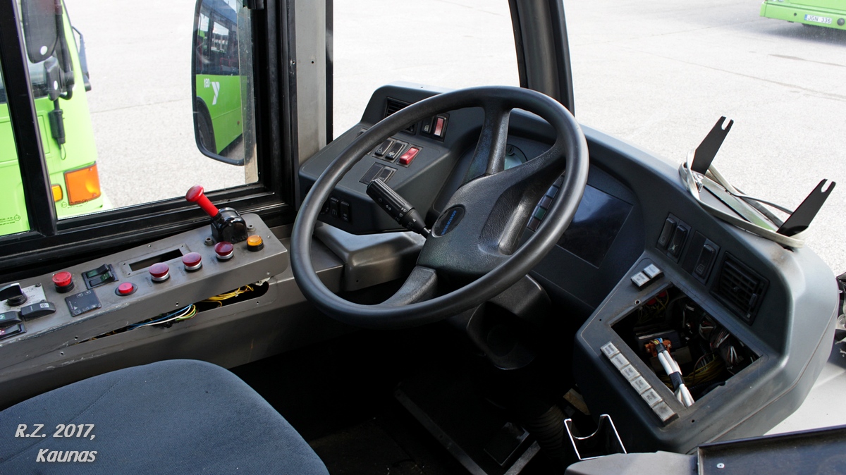 Kaunas, Berkhof Premier AT18 # 054