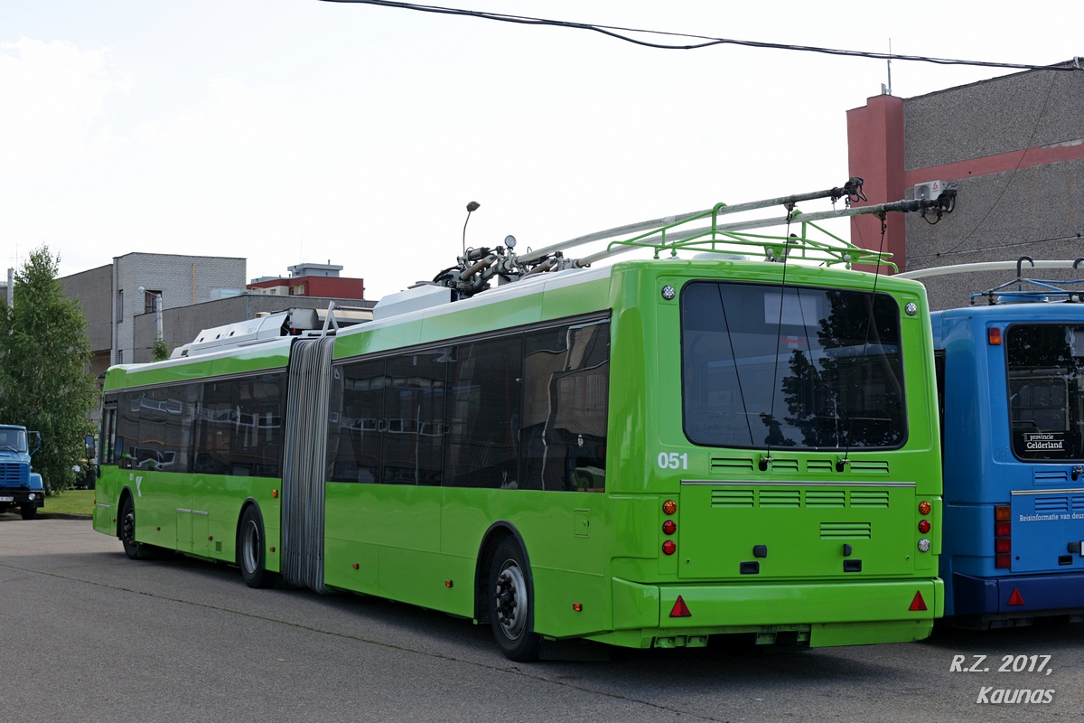 Каунас, Berkhof Premier AT18 № 051