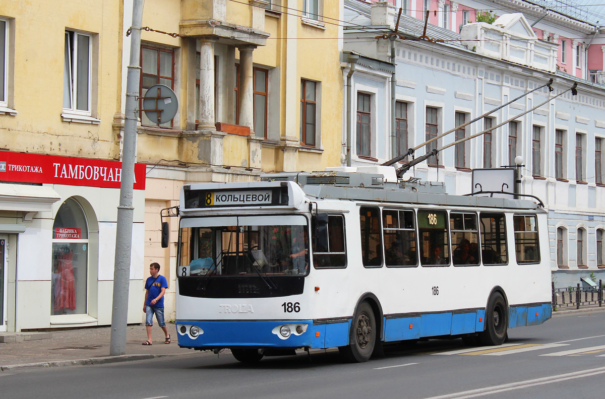 Владимир, ЗиУ-682Г-016.02 № 186