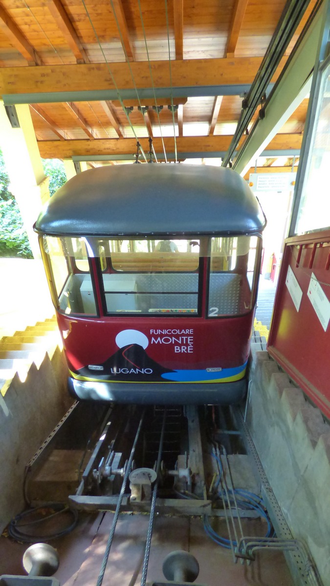 Лугано, Regazzoni № 2; Лугано — Фуникулёр "Cassarate-Monte Brè"