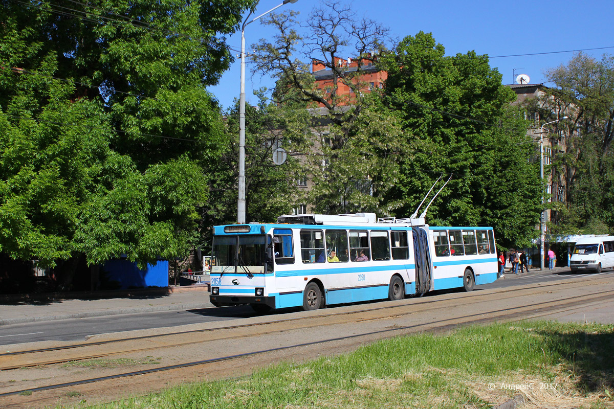 Днепр, ЮМЗ Т1 № 2058