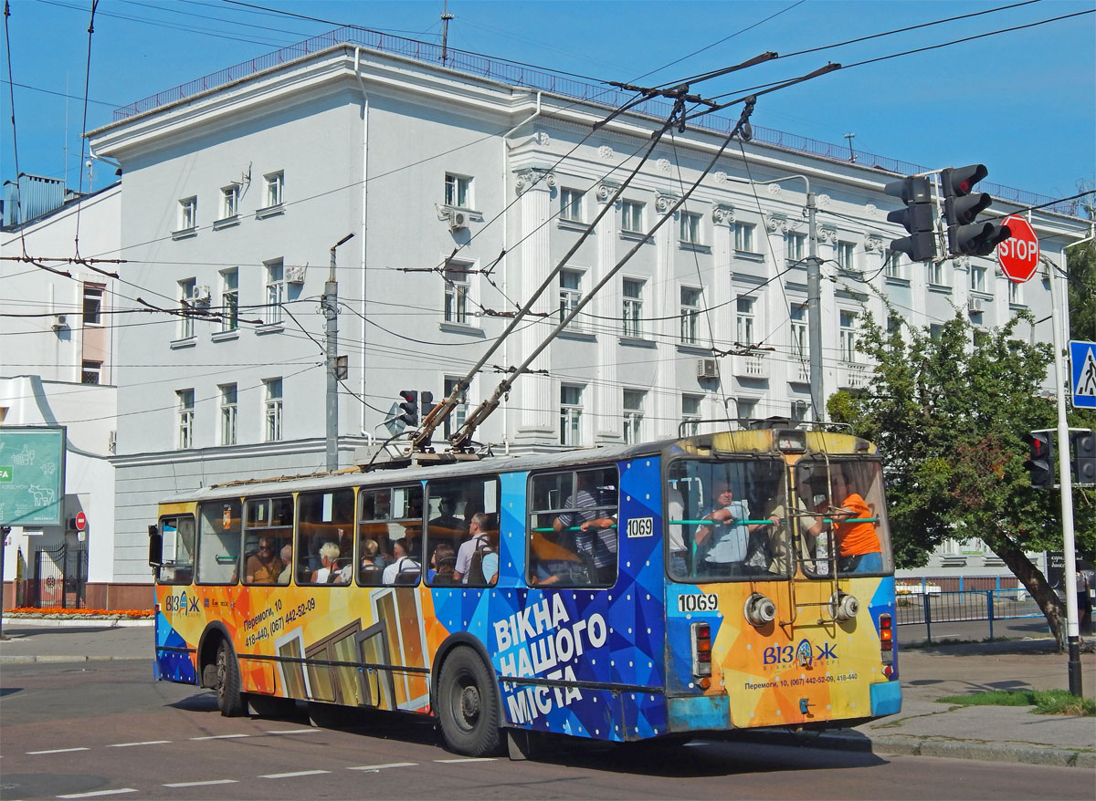 Житомир, ЗиУ-682Г-016 (018) № 1069