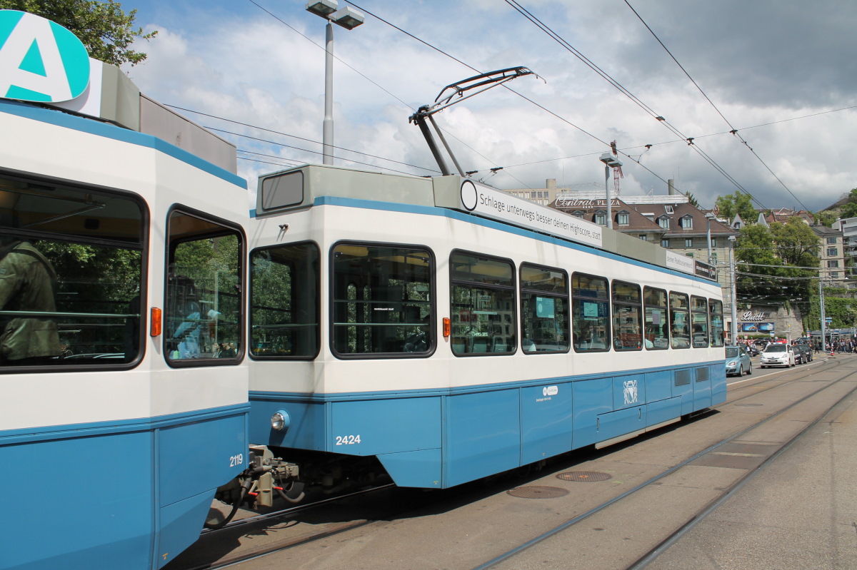 Цюрих, SWP/SIG/ABB Be 2/4 "Tram 2000 Pony" № 2424
