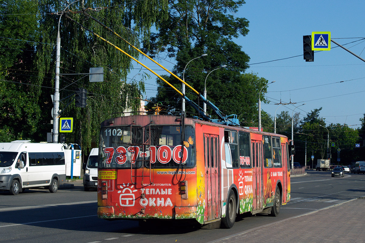 Брянск, ЗиУ-682Г-016 (012) № 1102