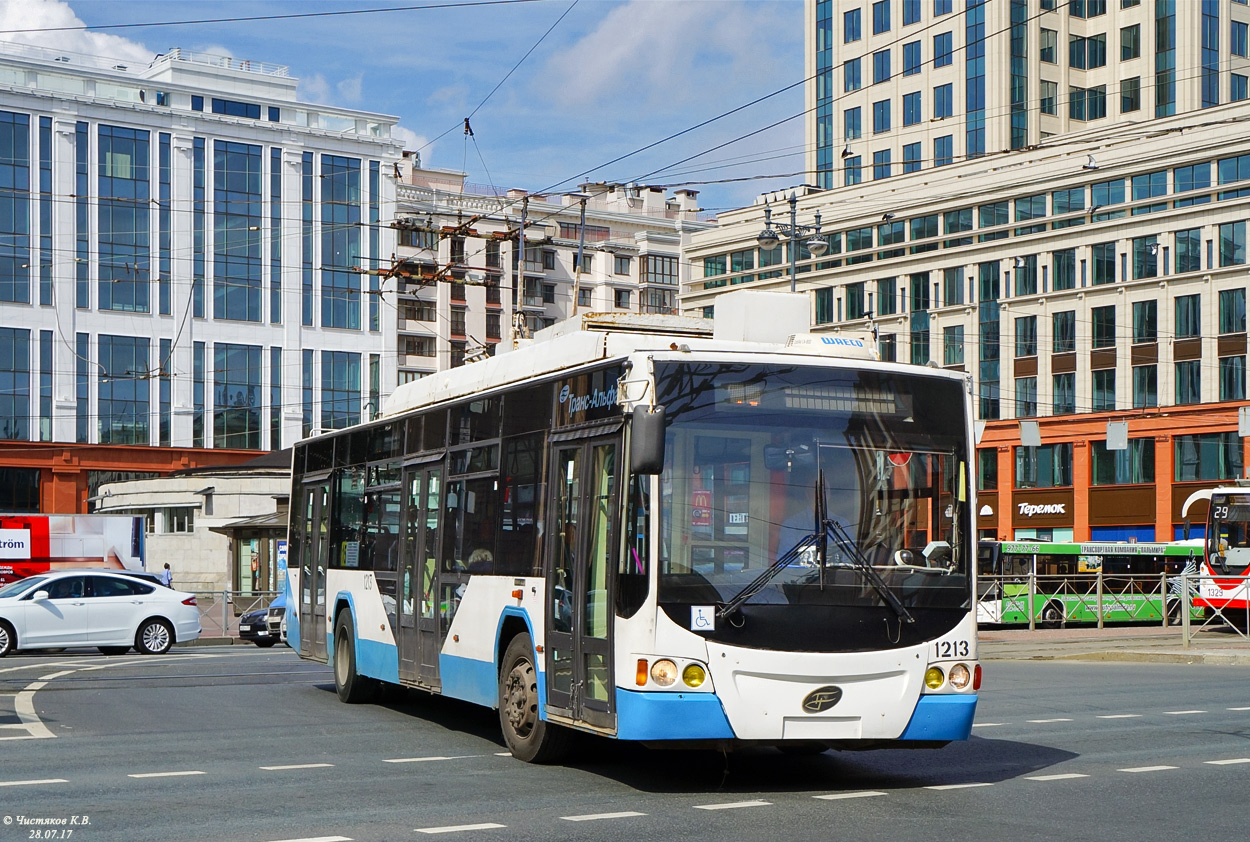 Petrohrad, VMZ-5298.01 “Avangard” č. 1213