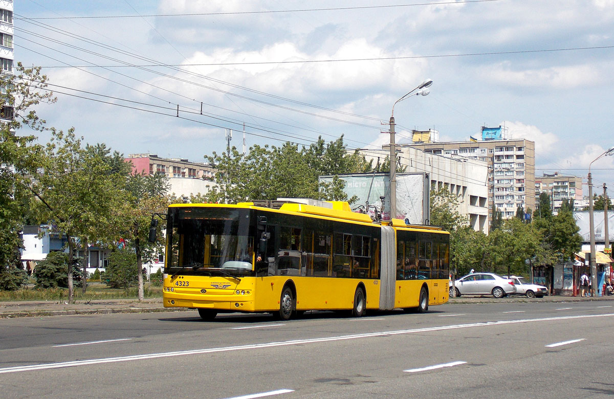 Киев, Богдан Т90110 № 4323