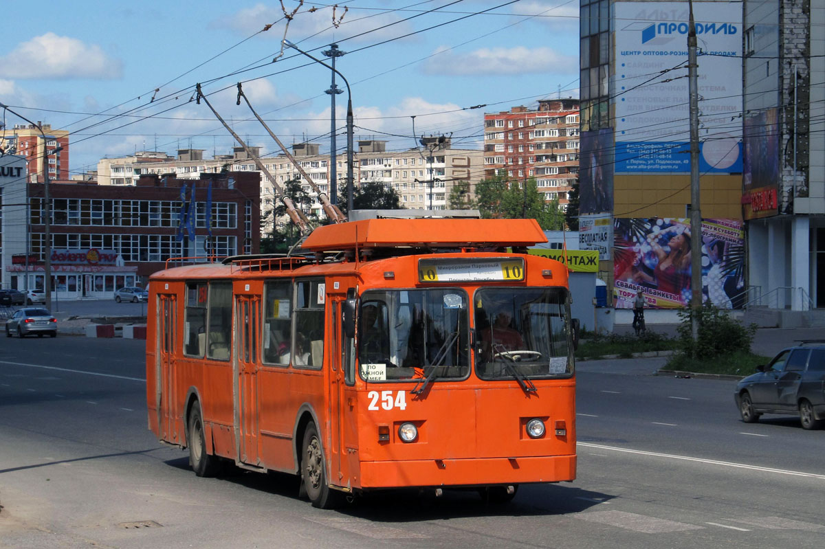 Пермь, ЗиУ-682 КР Иваново № 254
