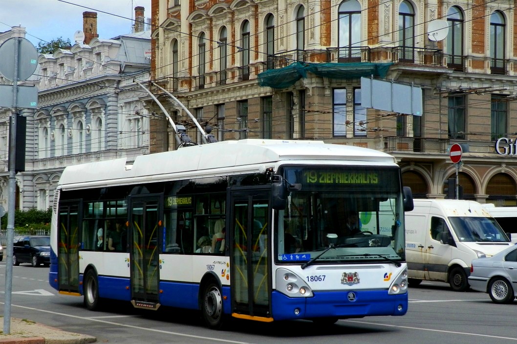 Рига, Škoda 24Tr Irisbus Citelis № 18067
