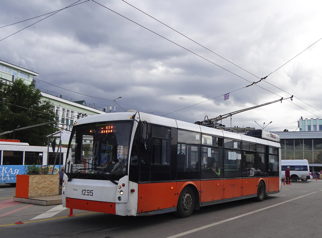 Саратов, Тролза-5265.00 «Мегаполис» № 1295